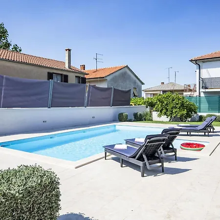 Holiday home Georgine By Interhome